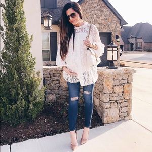 Gorgeous Lace top ♥️